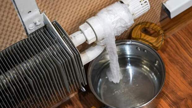 Страховщики назвали основные причины протечек и затоплений квартир