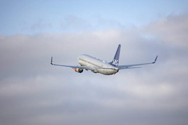 «Прибыли за крупными птицами». У западных границ Украины заметили несколько санитарных самолетов. За кем они могли прилетать?