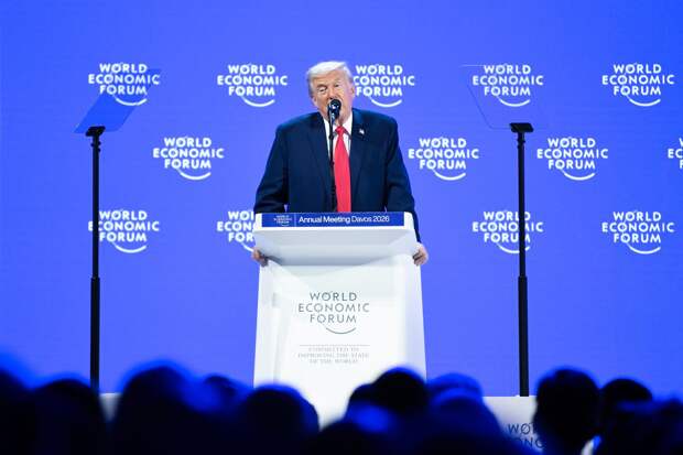 Трамп отказался от введения 10-процентных пошлин для ряда стран ЕС