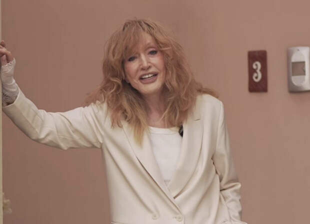 Пугачева отметила «день желтых цветов» — Орбакайте показала, как это было