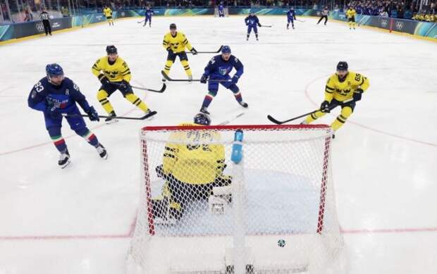 Швеция разгромила Италию в дебютном матче Олимпийских игр-2026