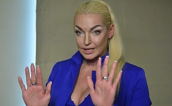 Волочкова рассказала, что подарит дочери на совершеннолетие