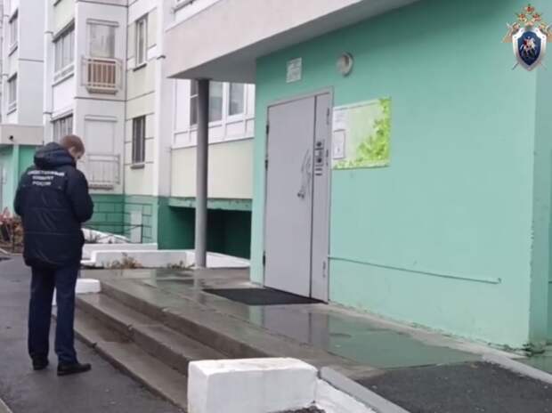 В Челябинске мужчина напал с мачете на бывшую жену и ее сожителя