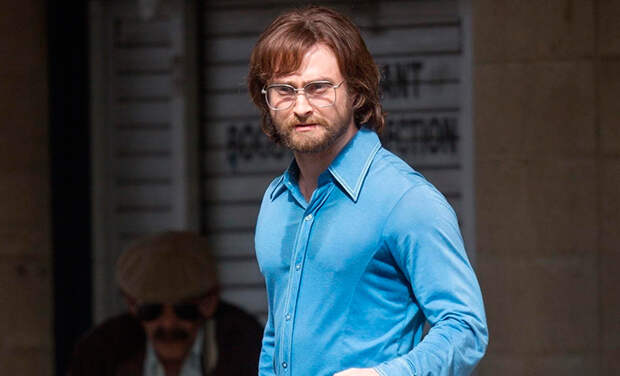 Неузнаваемый Дэниел Рэдклифф на съемках нового фильма