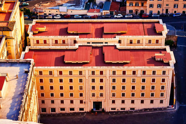 Ватикан превратит историческое здание XV века в четырехзвездочный отель