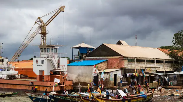 RFI: в столице Гвинеи-Бисау во время заседания правительства началась автоматная стрельба