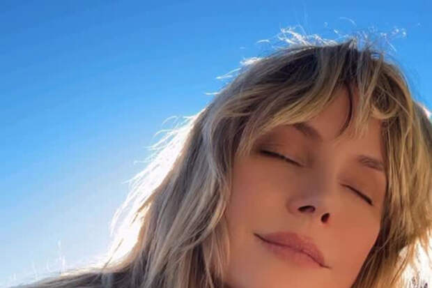 Модель Хайди Клум засняли без лифа бикини