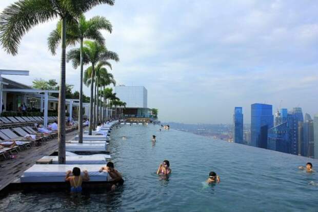 Уникальный отель Marina Bay Sands в Сингапуре