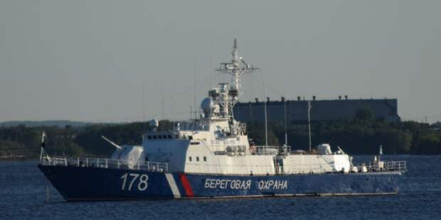 Стали известны подробности инцидента с российским военным кораблем у границ Украины