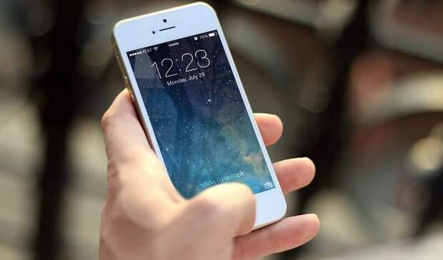 ФСБ в Оренбурге поймала на преступлении сотрудника компании сотовой связи