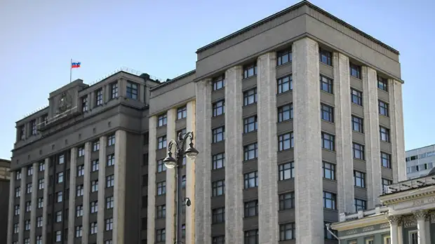 В Госдуме предложили возложить на страховщиков обязанность по возмещению ущерба при ДТП