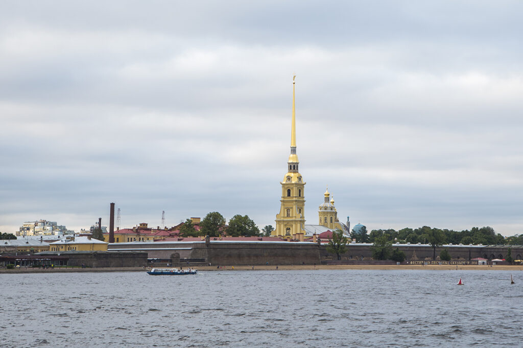 Как апостолы Пётр и Павел строили города России