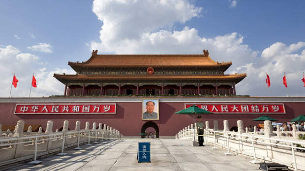 В Китае отрепетировали парад с участием 40.000 человек