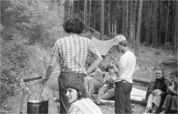 Верхняя одежда СССР / Источник: m.fotostrana.ru