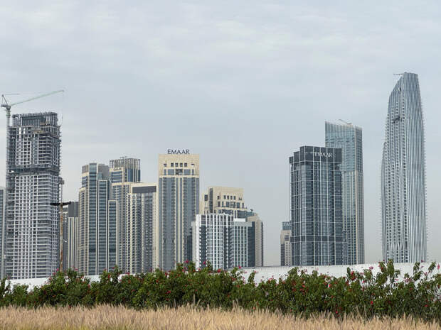 Застрявшим в Дубае россиянкам предложили знакомиться с мужчинами в ресторанах