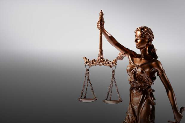 Когда честь дешевле совести: экс-судью из Адыгеи обвиняют в получении взятки в размере 2,5 млн