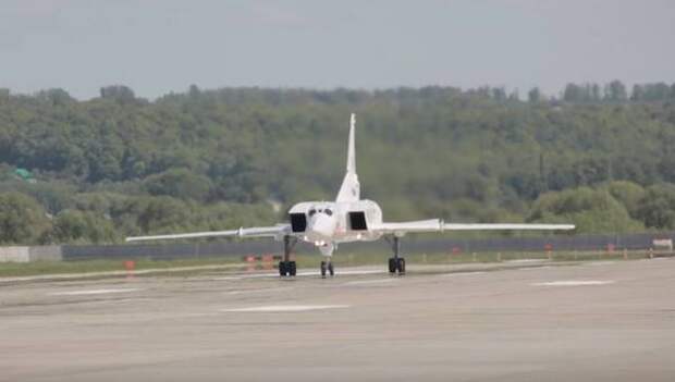 Модернизированный «стратег» Ту-22М3М получил возможность дозаправки в воздухе