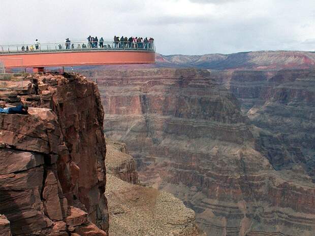 GrandCanyon01 GrandCanyon01 Головокружительная достопримечательность: стеклянная площадка над Гранд Каньоном
