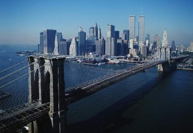 10 удивительных историй из «жизни» Бруклинского моста