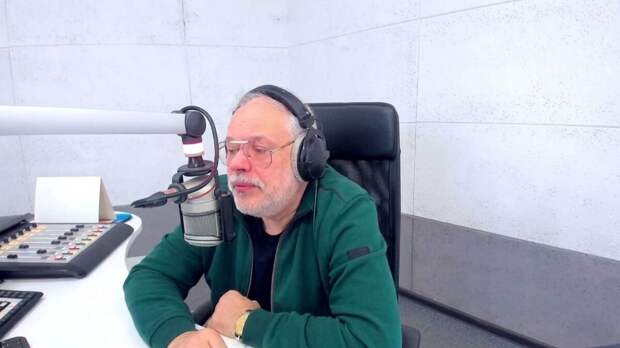 Михаил Хазин: Мысль о кризисе в экономике завладела массами. И это плохой знак для элиты