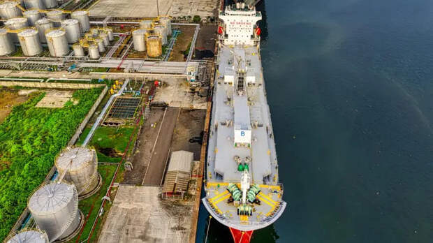 «По другим можно»: США приказали Киеву не наносить удары по черноморскому терминалу 