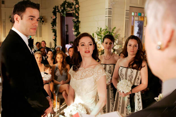 Актрису Макгоуэн взвешивали перед каждым сезоном "Зачарованных"