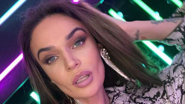 Алена Водонаева готова снова выйти замуж за мужчину с собакой