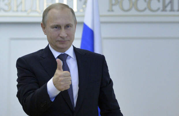 Видимо правду говорят, что Путин везде и всюду, и от него не спрятаться, не скрываться. Евросоюз, по данным британской Гардиан, готовится к обороне и к утрате демократии.