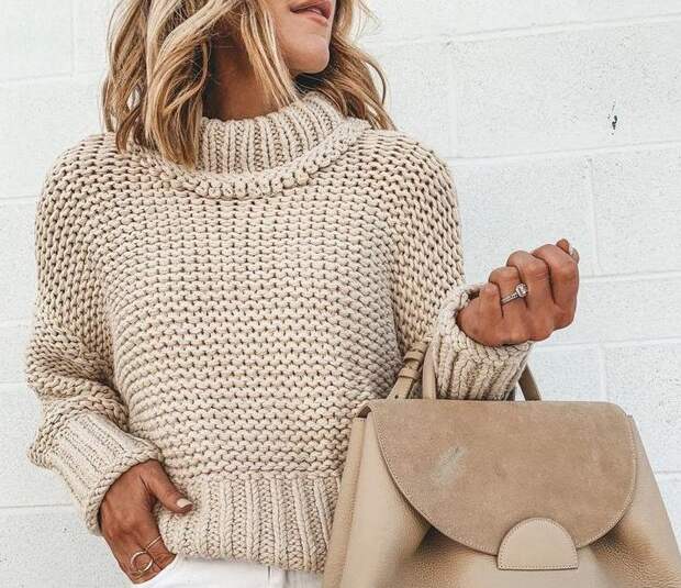 20 примеров как стильно носить свитер в любых стилистических направлениях