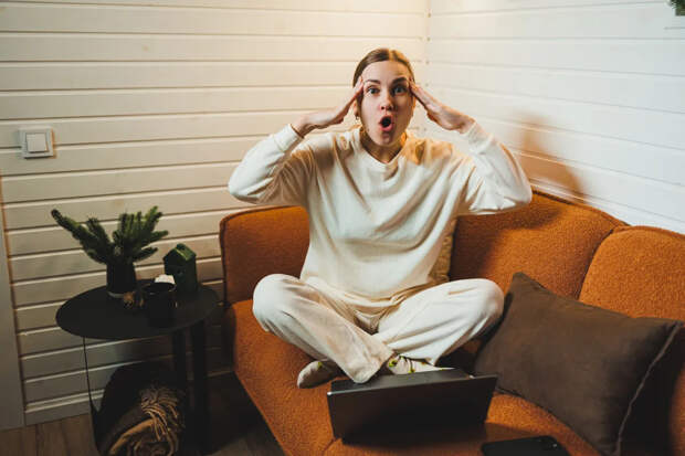 Будут санкции или вины нет: юрист объяснила, что грозит сотруднику на удалёнке при проблемах со связью