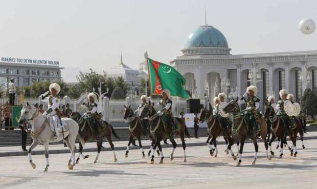 США стремятся взять под полный контроль газовые ресурсы Туркменистана