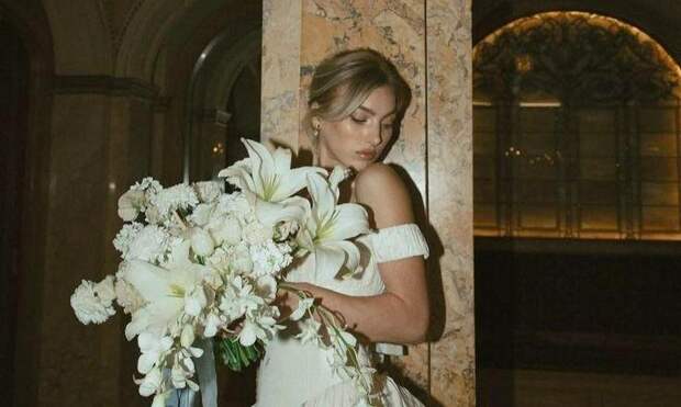 «Свекровь украла подаренные на свадьбу деньги»