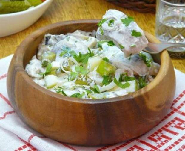 Рецепт праздничной закуски с сельдью и яблоком