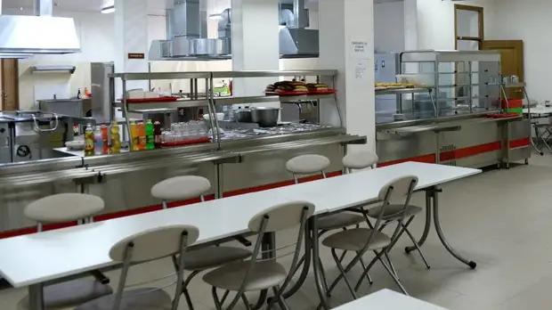 В Курганской области проверяют сообщения о некачественном питании в школе