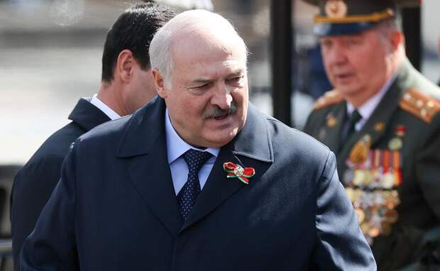 Лукашенко освободил генерала Гулевича от должности начальника Генштаба Вооруженных Сил Белоруссии.