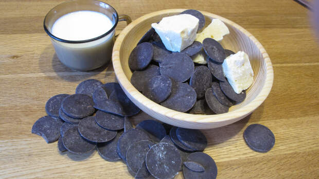 Не отказываюсь от сладкого во время диеты. Ведь есть много полезных вкусняшек