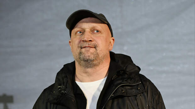 «Я ощущаю радость»: как Гоша Куценко поздравляет дочерей с 8 Марта