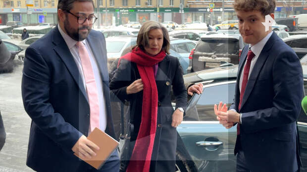 Временная поверенная в делах Британии в Москве прибыла в МИД России