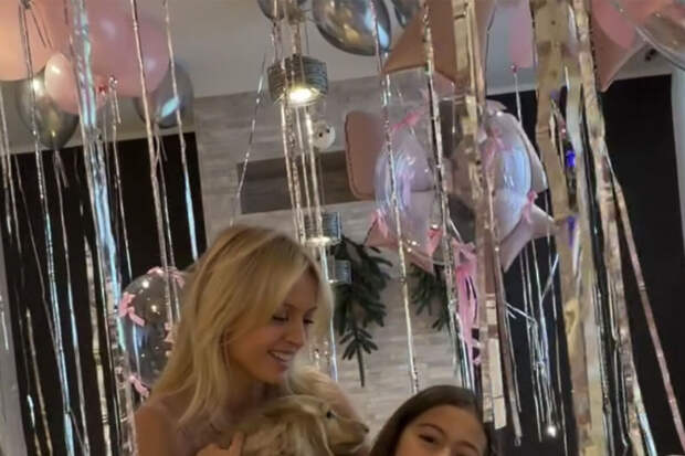 Актриса Янина Студилина показала свою девятилетнюю дочь