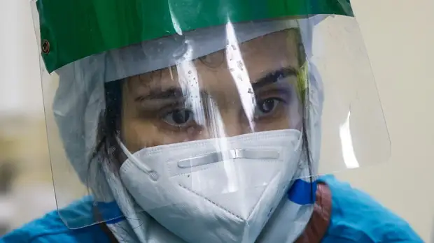 В России зафиксирован новый максимум смертей пациентов с коронавирусом за сутки