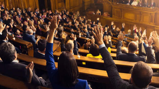 Володин проявил жёсткость и рассказал о роли ЛДПР в повышении тарифов ЖКХ