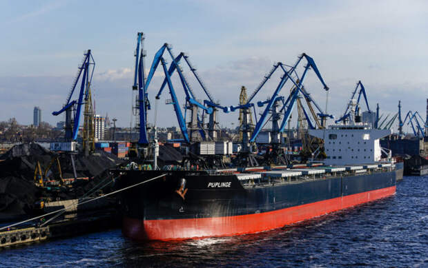 Порты Латвии начинают наращивать объемы сотрудничества с Россией