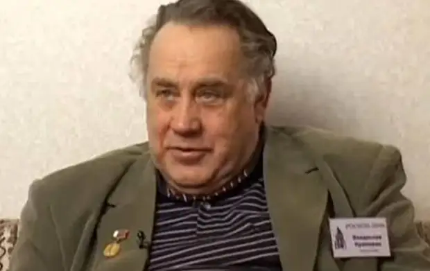 Власти Екатеринбурга помогут установить памятник на могиле Крапивина