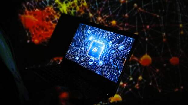 В Австралии работницу банка уволили и заменили на обученный ею ИИ