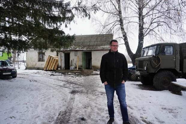 Кристиан Де Фриз, на своей ферме в Орле