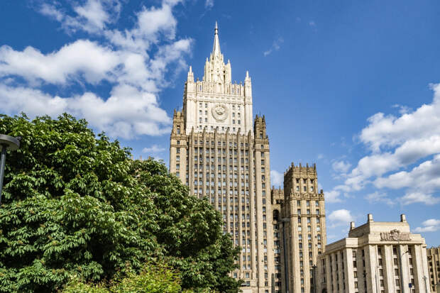 Россия внесла 21 британского парламентария в "стоп-лист" для въезда в страну