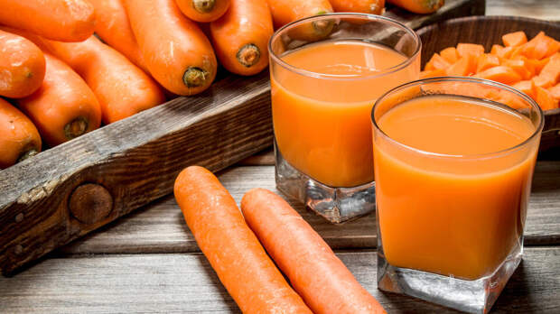 Аллергикам рассказали об опасности свежевыжатого сока