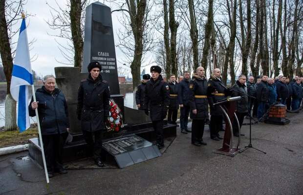 В Кронштадте отметили годовщину образования старейшего соединения подводных лодок Балтийского флота