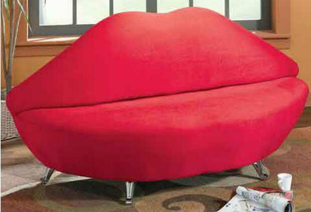 Диван  “Lip Sofa”