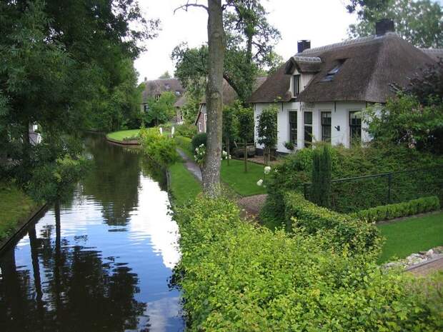 Giethoorn05 Giethoorn05 Гитхорн: деревня, где нет дорог